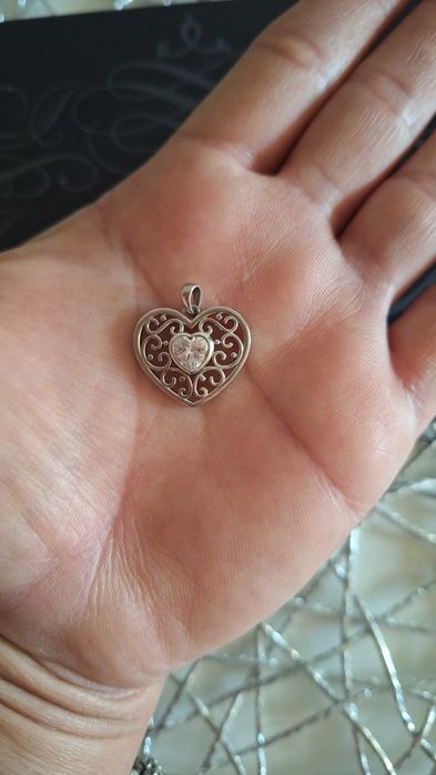 Сребърни колиета сърца