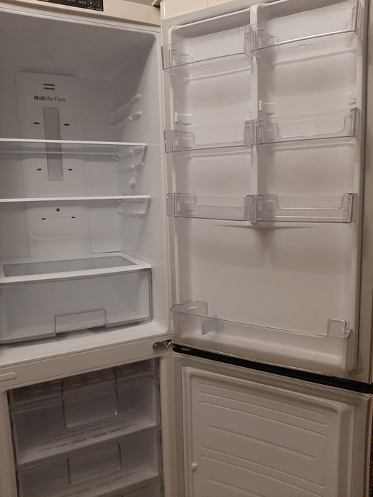 Продам холодильник LG NO FROST