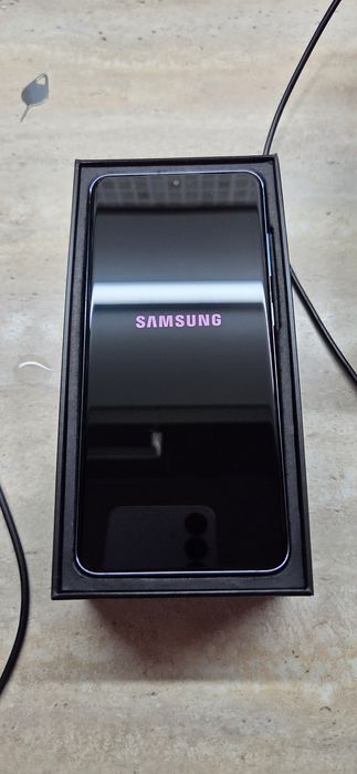 Samsung Galaxy S20 / G980F - 4G / 64Mpx / 128GB cu 8GB