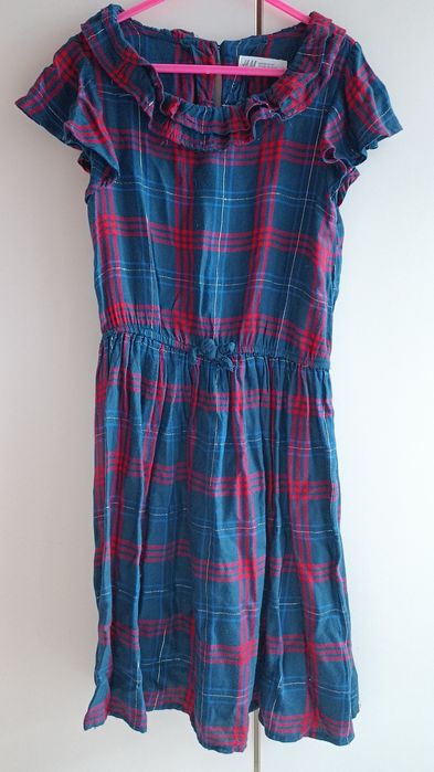 Красиви рокли за момиче 128 р-р