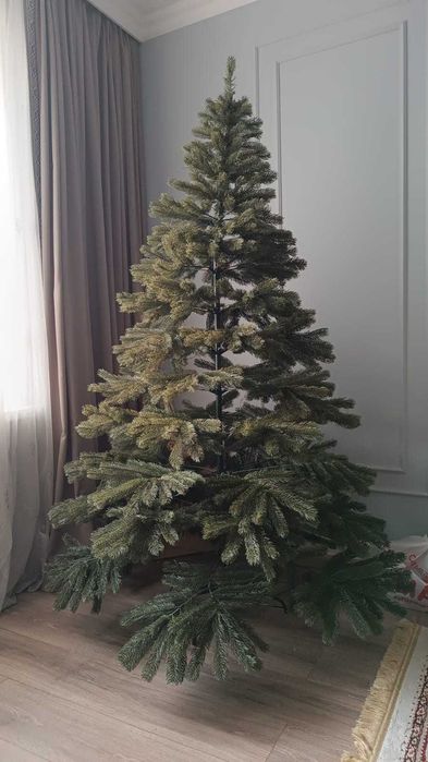 Продам новогоднюю ёлку