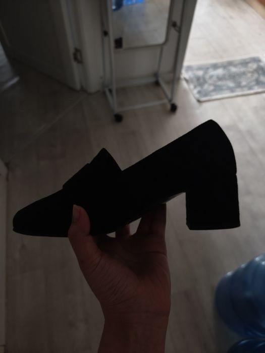 продам туфли замшевые