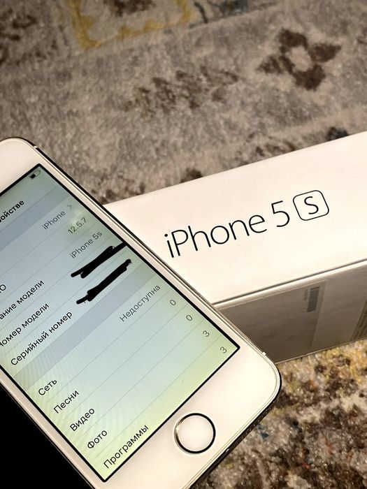 iPhone 5s, 16gb.