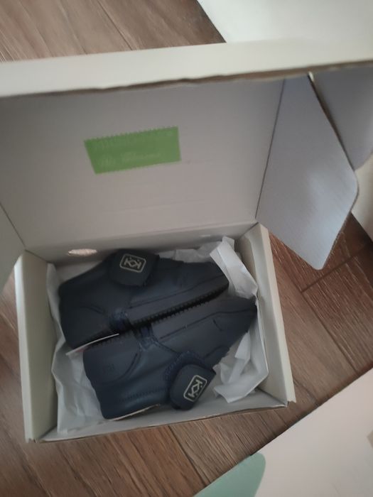 Бебешки буйки Колев и Колев