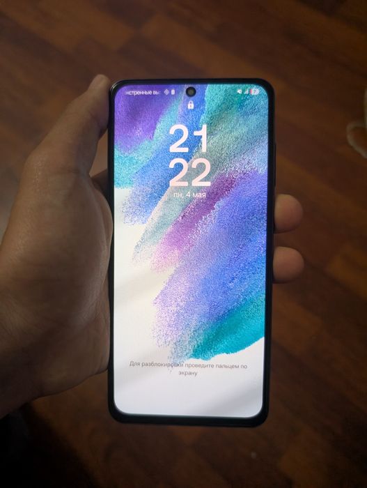 Продам Samsung S21fe
