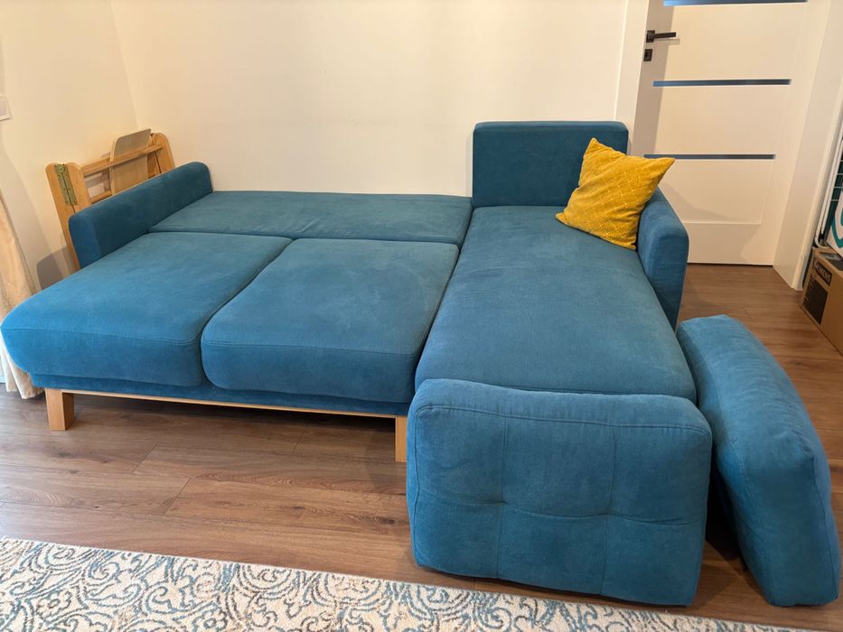 Coltar extensibil cu lada de depozitare