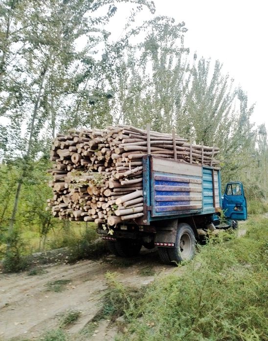 Gaz 52  Sotiladi