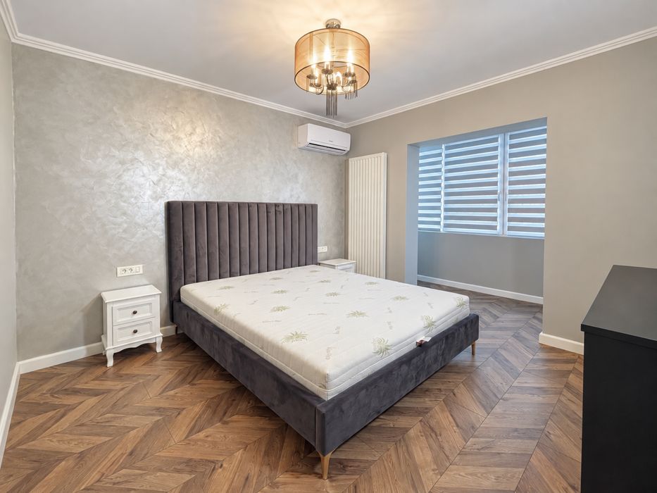 PROPRIETAR – Apartament 3 camere, 67 mp, 2 băi, complet renovat și mobilat, Girocului