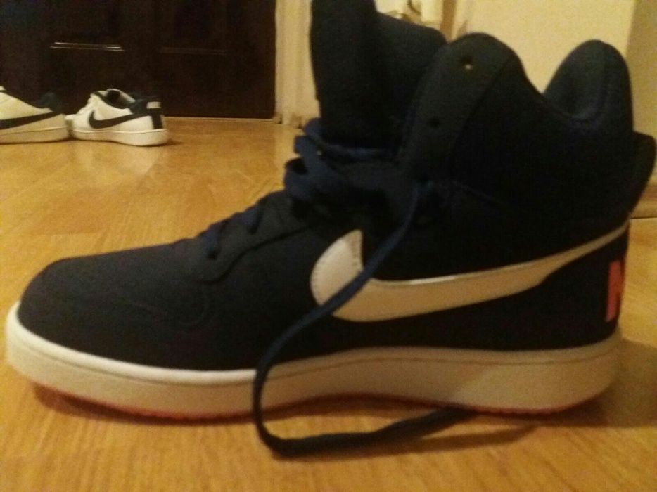adidasi nike dama marimea 39 Noi