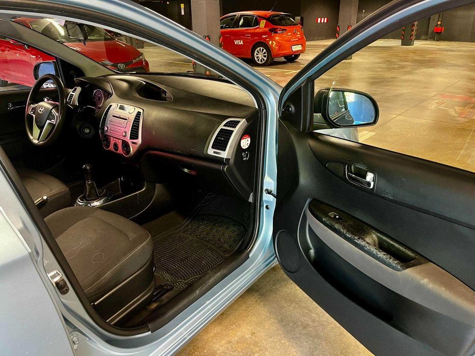 Hyundai I20 1.2 78 к.с. EURO 5 Син Бензин Ръчна с.к.
