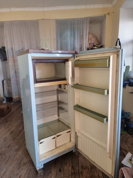 Katta Muzlatgich Rossiyaniki