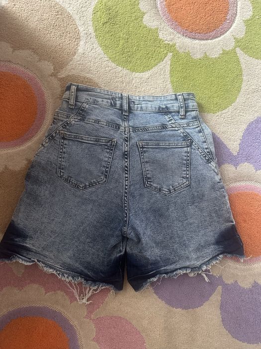 Къси дънки, размер М