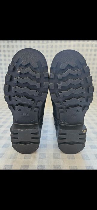 Продам новые берцы летние и зимние.