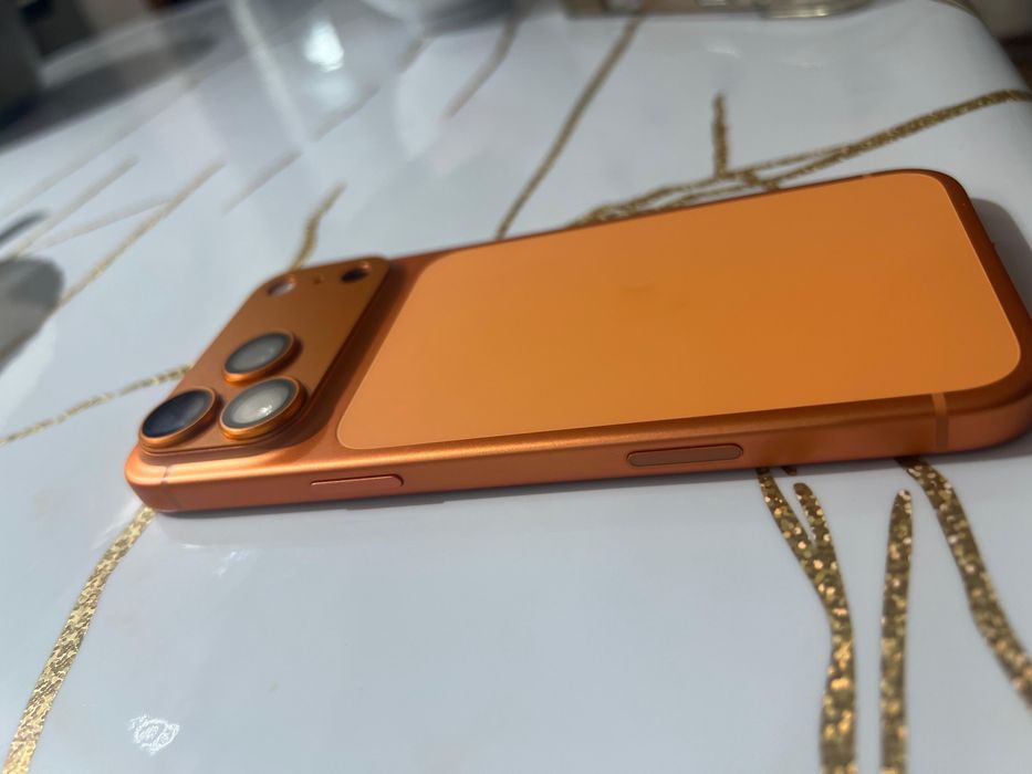 Iphone 17 pro max , с коробкой