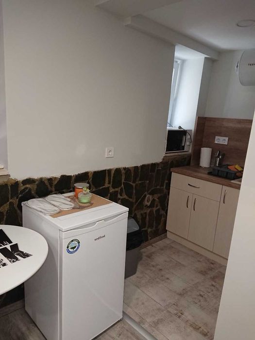 Дава се под наем Едностаен апартамент в Пловдив, Гагарин - 25 кв.м за 306 € - Снимка #1