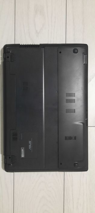 Laptop Asus Intel Pentium , Placa Video