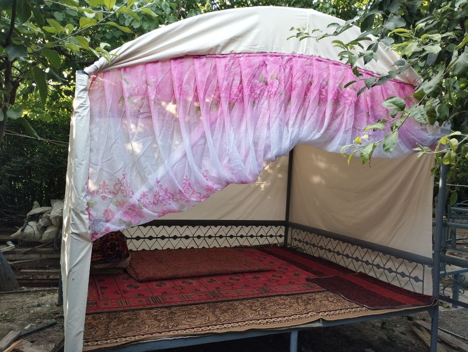 Тапчан 2.5 × 2.5 метрли  разборни ишлатмаган ески уголок  бакуват