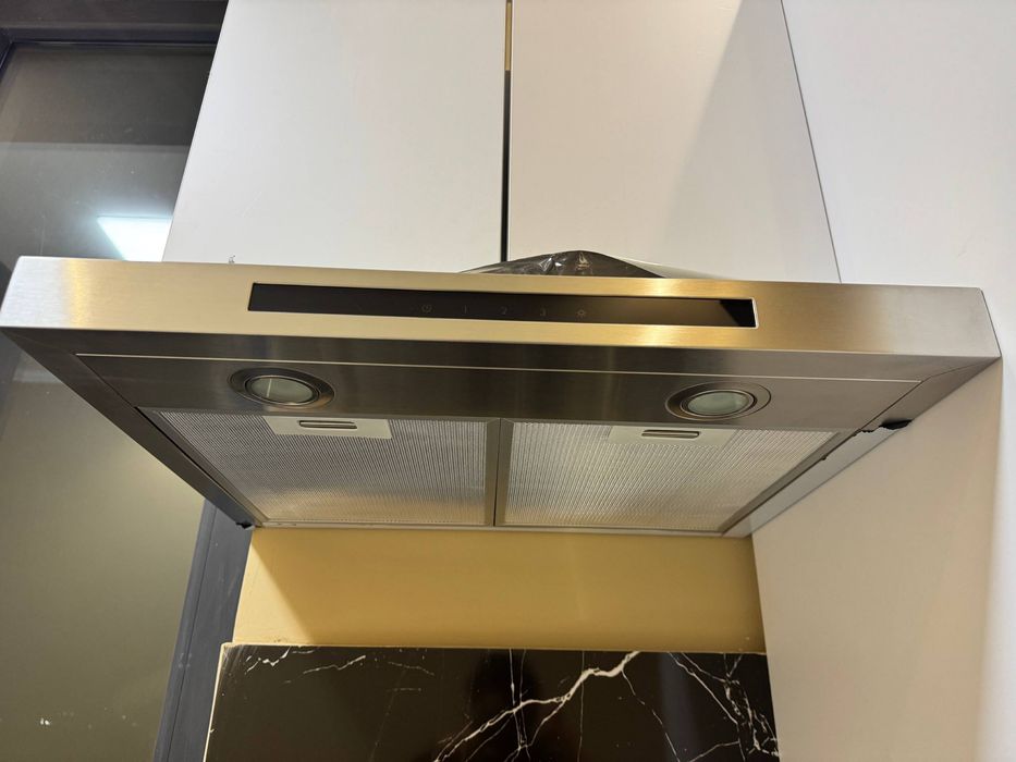 Дховка вытяжка новый срочно продам