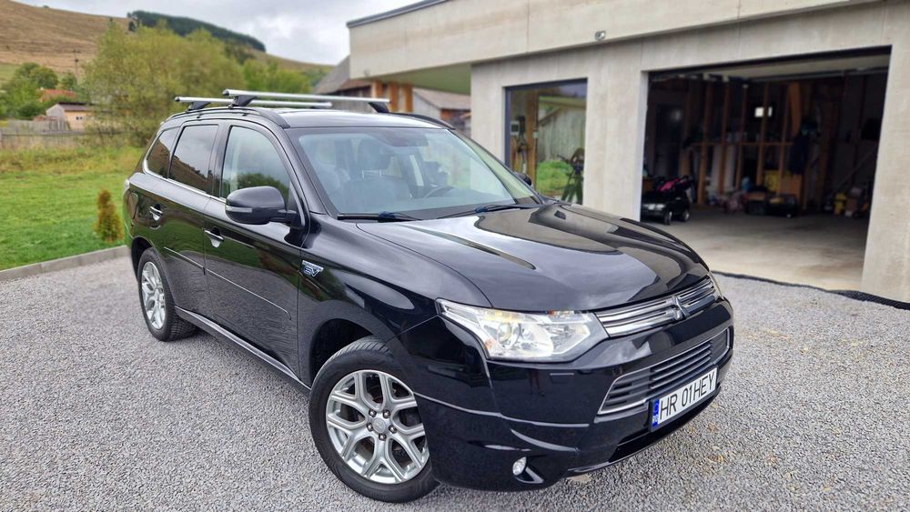 Mitsubishi Outlander PHEV 2.0 plug-in hybrid