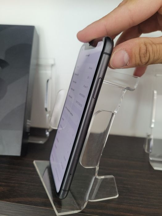 Magazin vanzari si in rate  Iphone 11 128GB impecabil 6Luni Garantie Husa si Folie Cadou