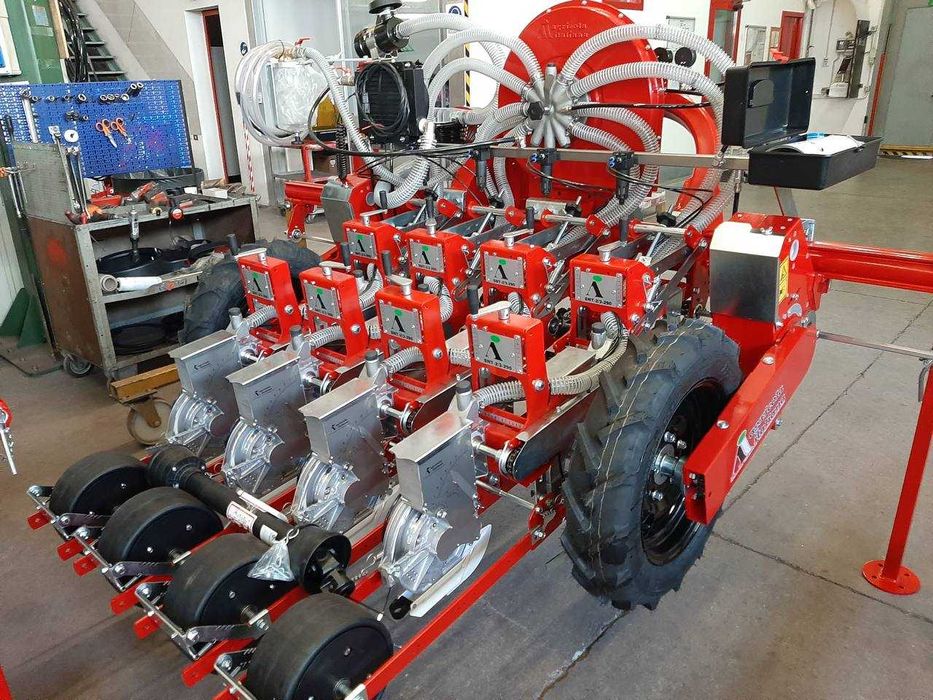 Сеялка пиёз сабзи экади, Туркия, Франция, Италия, нархи 215 млн сум