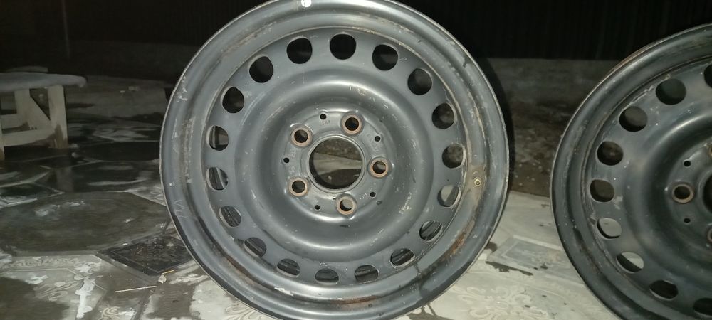 Продам диски в хорошем состоянии