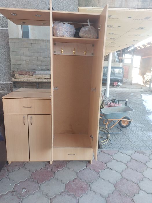 шкаф для прихожей