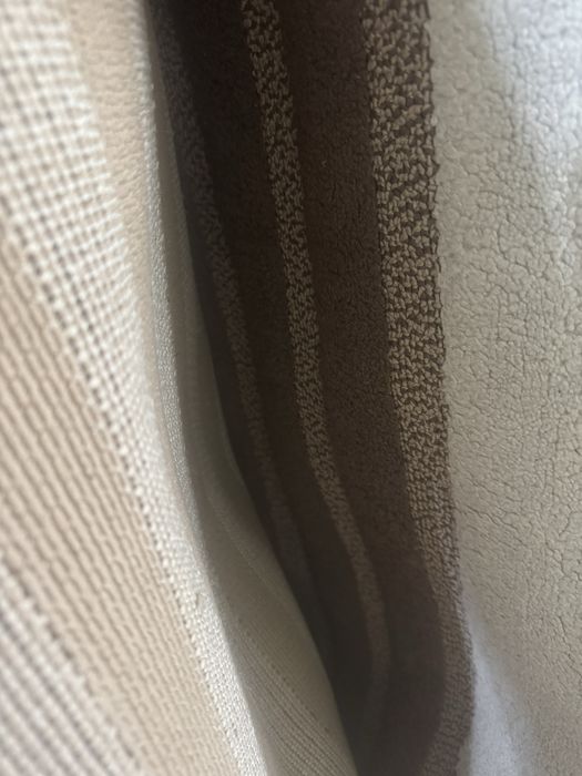 Продается ковер плотный 5/2,5м.