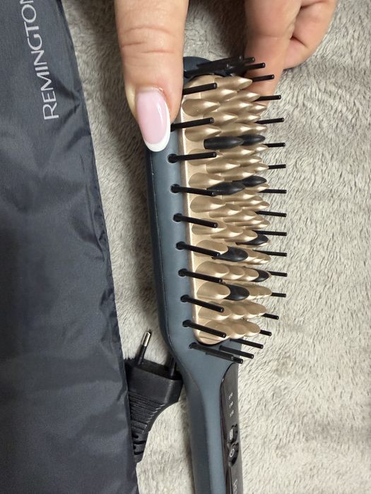 четка за изправяне.