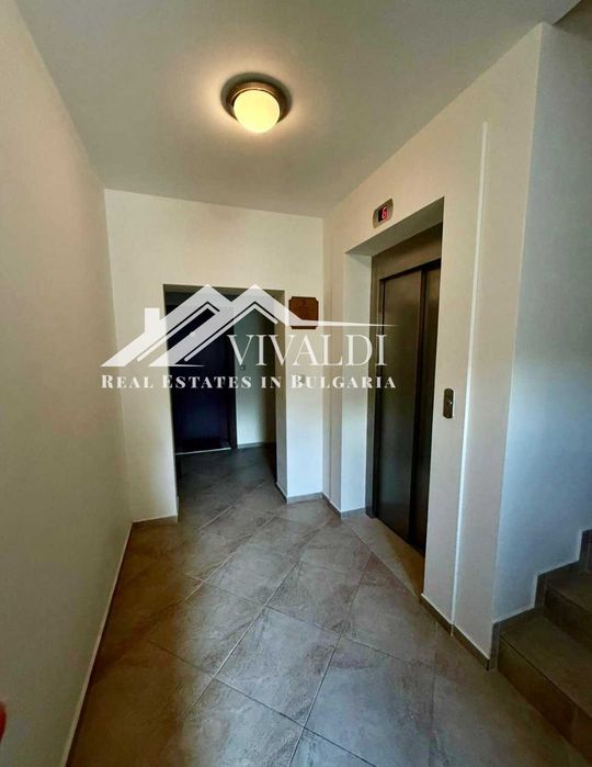 Продава се Двустаен апартамент в Варна, Аспарухово - 67 кв.м за 1286 €/кв.м - Снимка #5