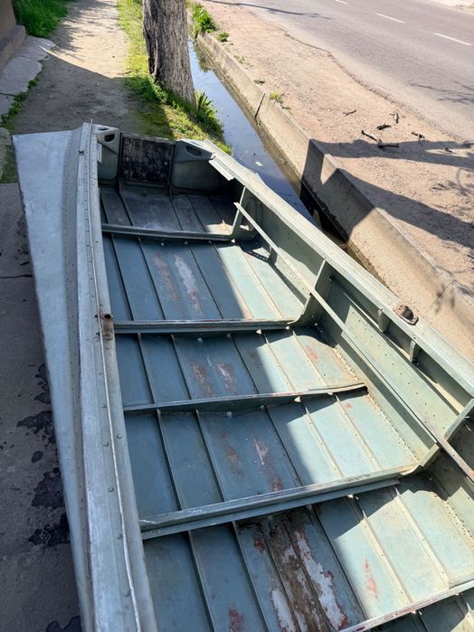 Продам лодку казанку