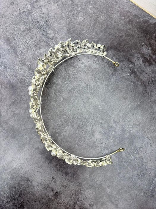Продам диадему как новая
