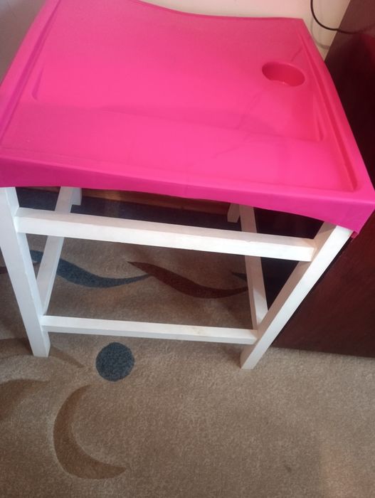 Продам детский столик