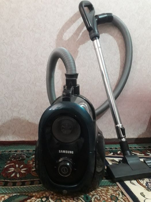 Срочно продам пылесос
