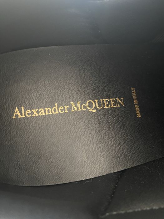 Alexander Mqueen 43