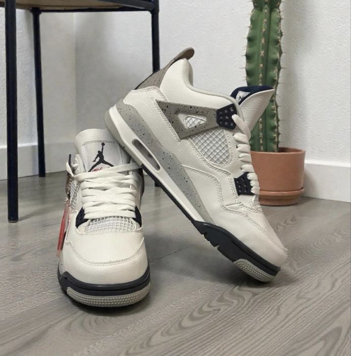 Air Jordan 4 Retro Midnight Navy