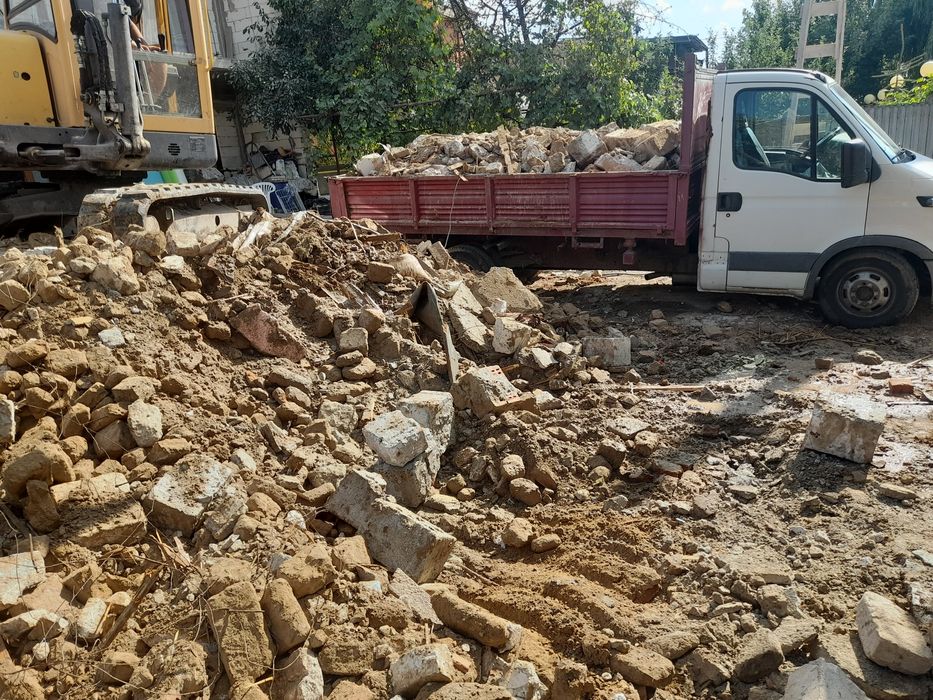 Moluz demolari civile si industriale  autorizat