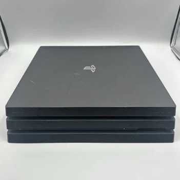PS4 в хорошем состоянии