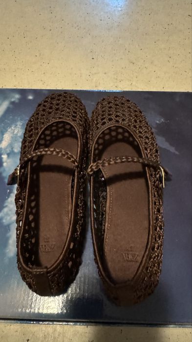 Летни обувки за момиче