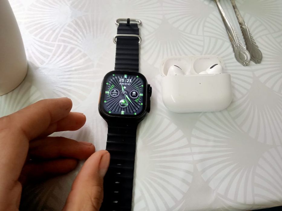 Часы смарт и наушники