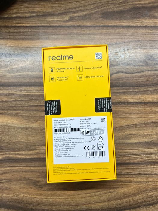 Мобилен Телефон Realme T70 + самозарядно истройство ,преносима батерия