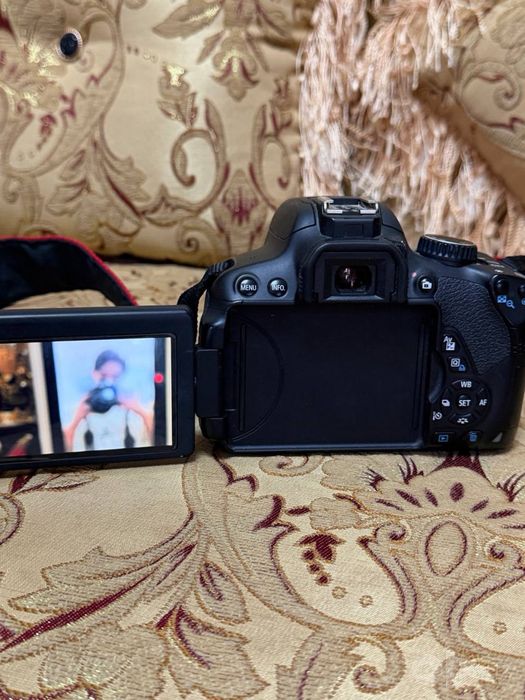 Фотоапарат canon Eos 650D