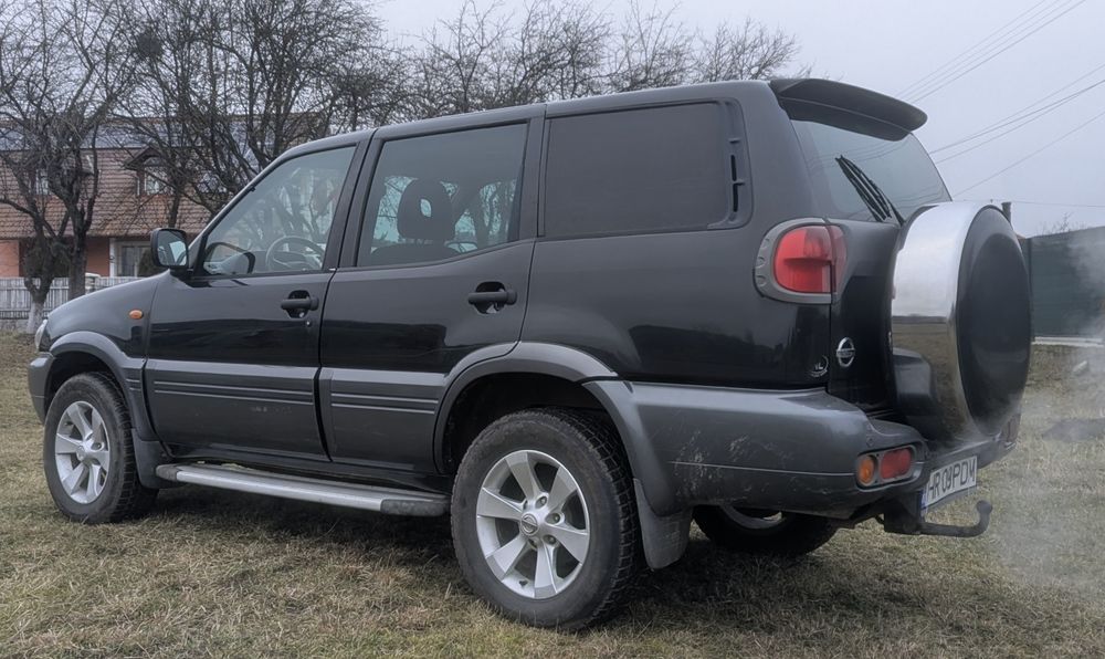 Nissan Terrano 2 Autoutilitară N1