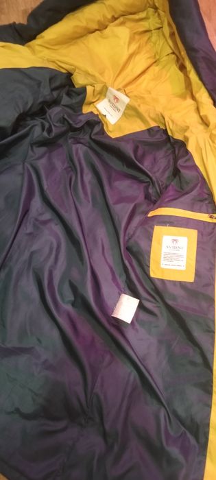 Тёплый зимний пуховик