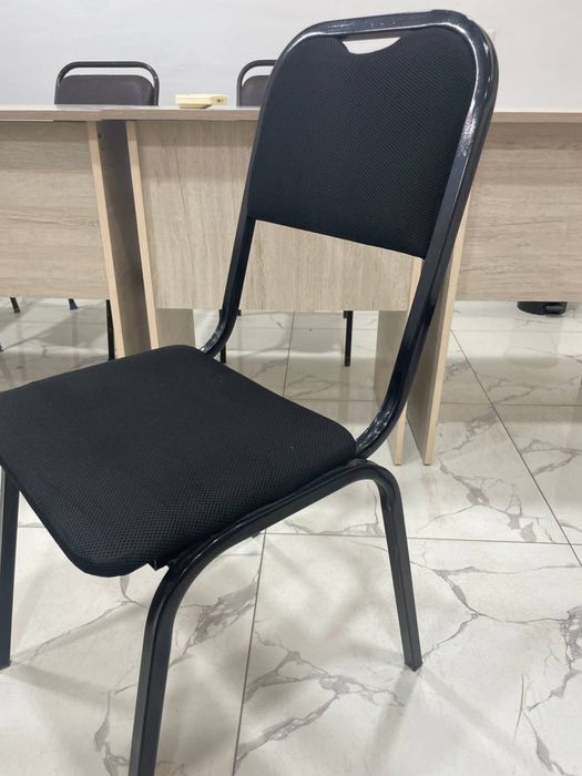 Ofis mebel sotiladi