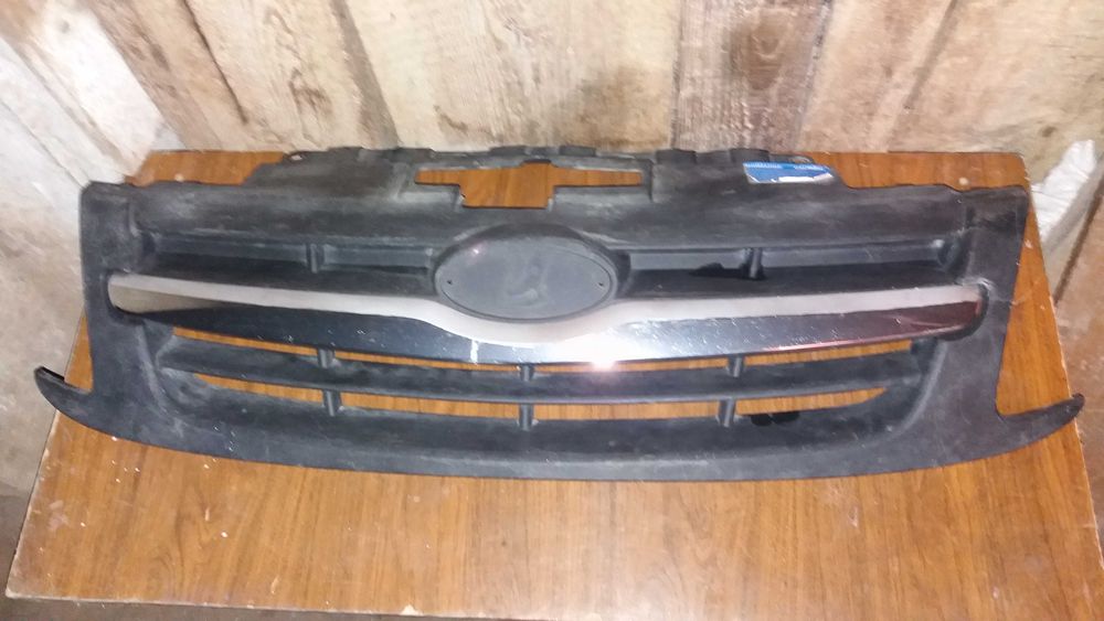 Продам решётку . .