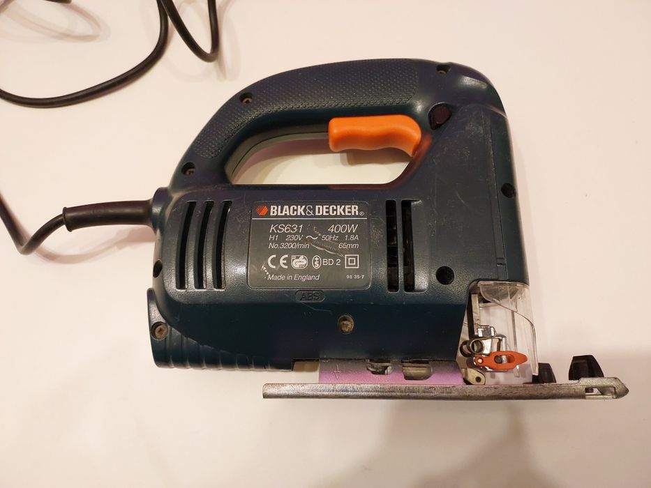 Fierăstrău pendular Black & Decker KS631. Made in England. Funcțional