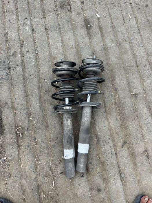 Предни Амортисиори BMW E60 !