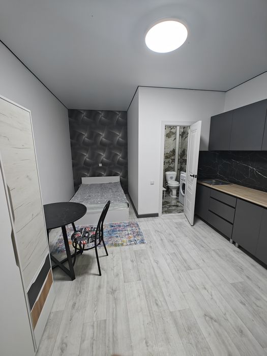 Сдается квартира студия Одной девушке.