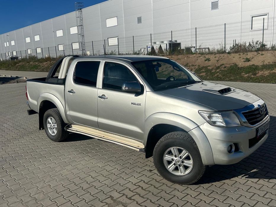 Usor avariat Toyota Hilux